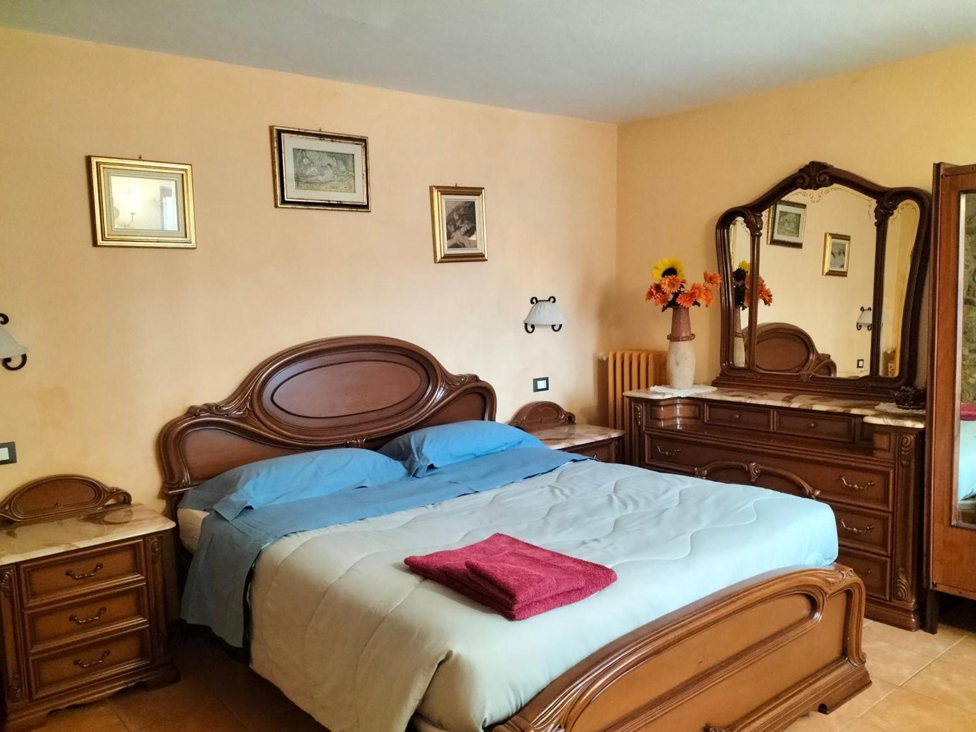 Il Cantinoccio B&B Cerasolo Værelse billede