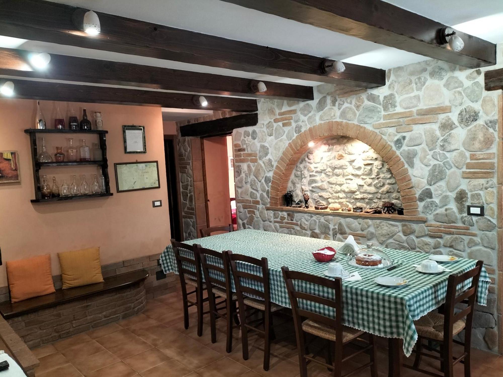 Il Cantinoccio B&B Cerasolo Værelse billede