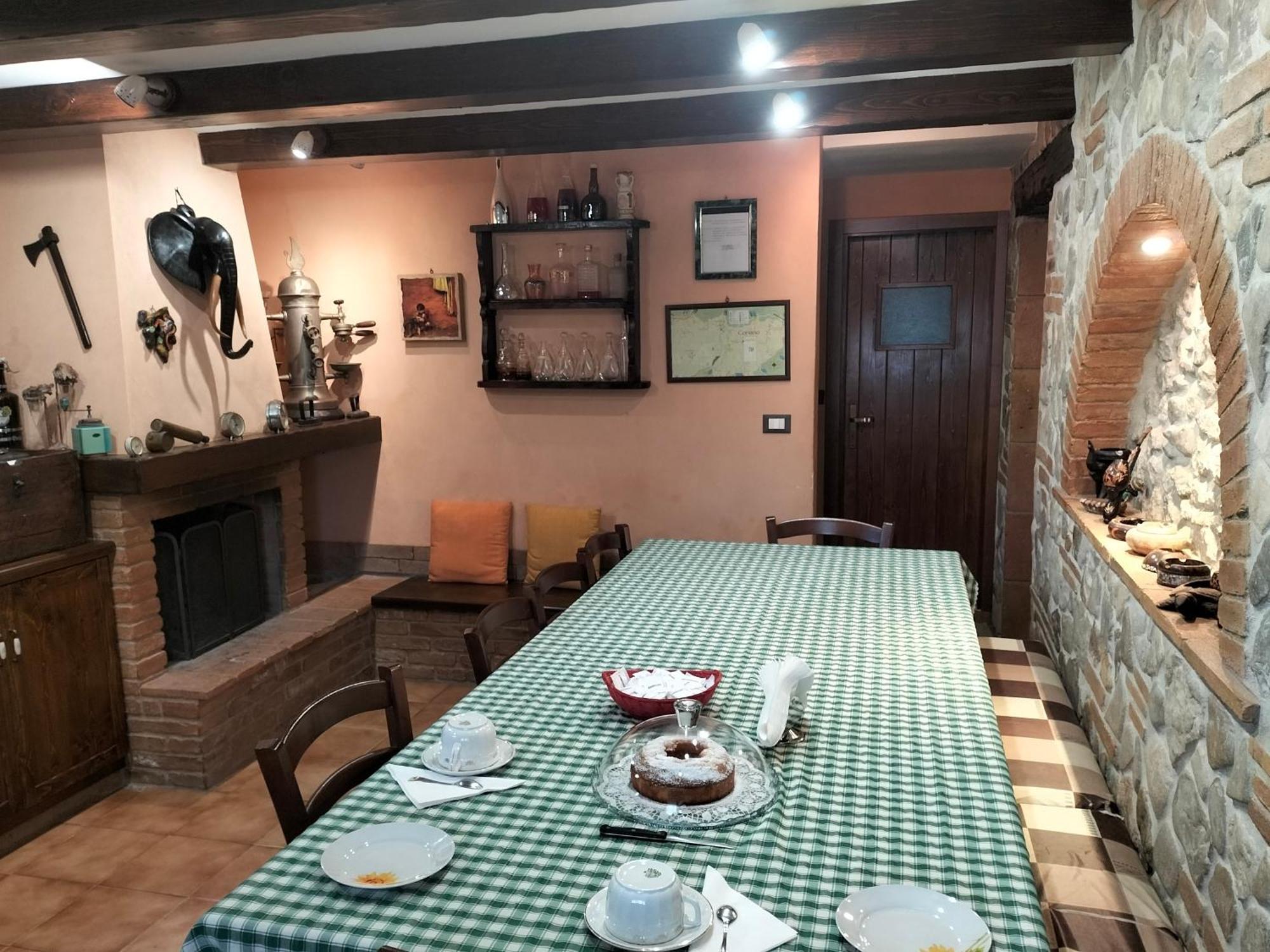 Il Cantinoccio B&B Cerasolo Værelse billede